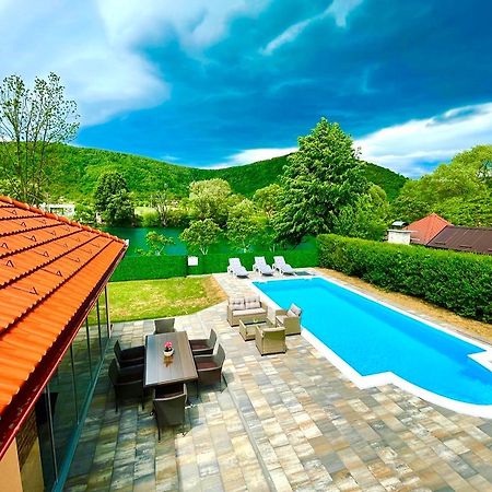 Villa Crystal Racic à Bihać Extérieur photo