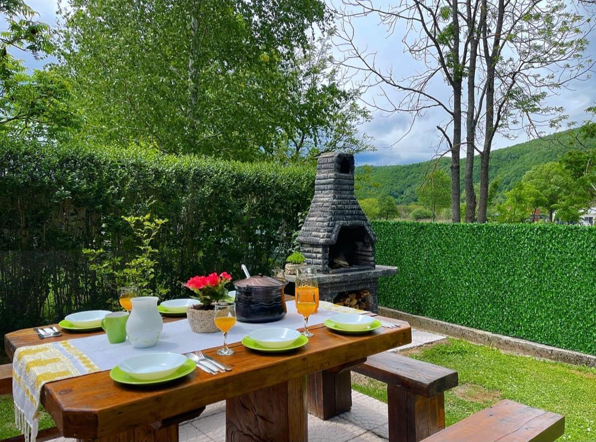 Villa Crystal Racic à Bihać Extérieur photo